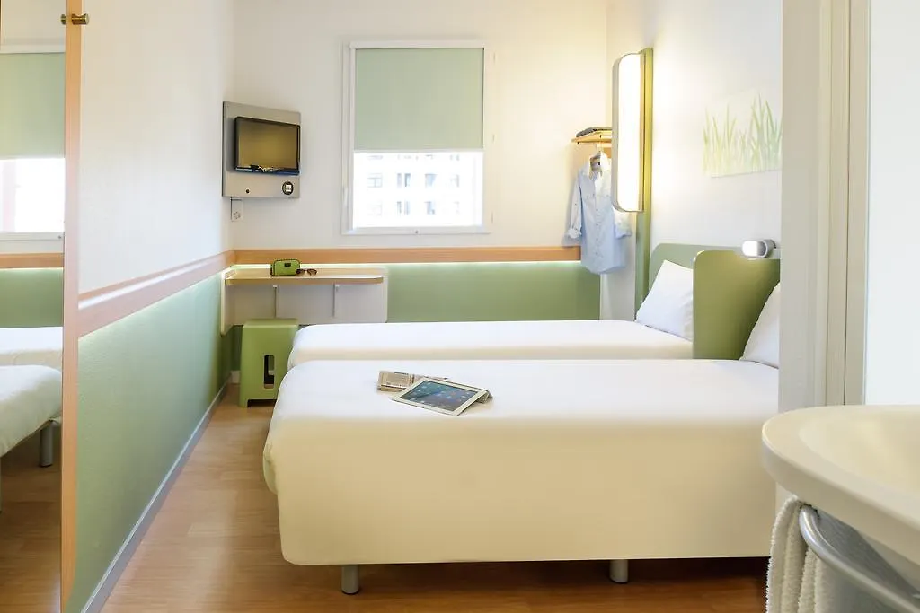 ibis budget Genève Petit-Lancy 0*, Lancy